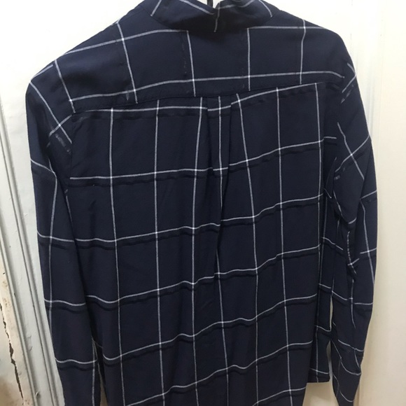 Tie neck top - Picture 2 of 3